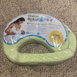 BNIP my Brest friend deluxe nursing pillow new